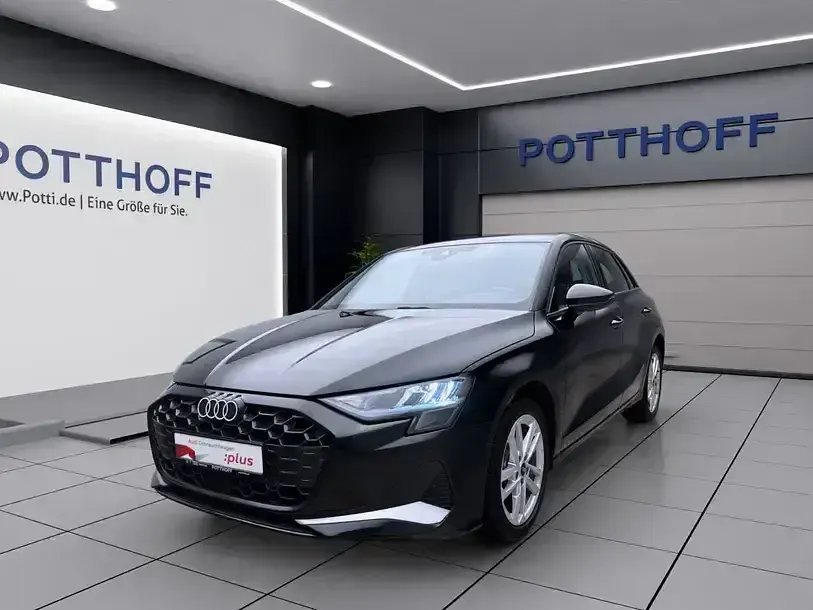 Gebraucht Audi A3 Advanced 116 PS (85 kW) 2025 Schwarz Limousine