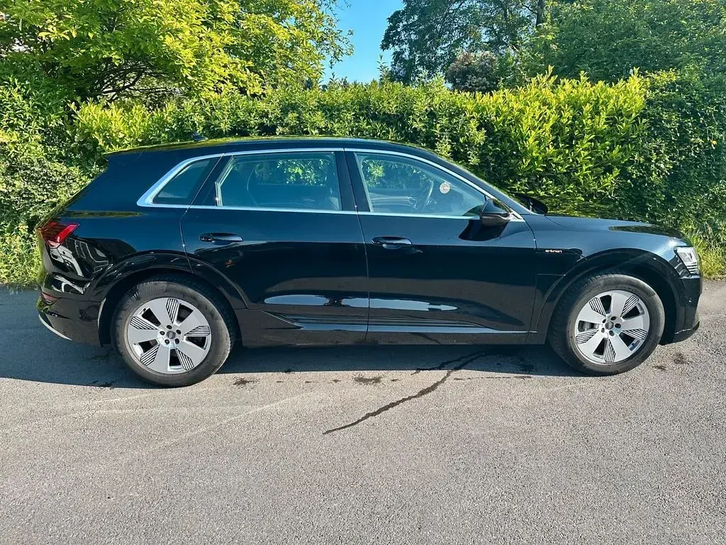 Usata Audi e-tron Advanced 300 kW (408 CV) 2020 Nero SUV