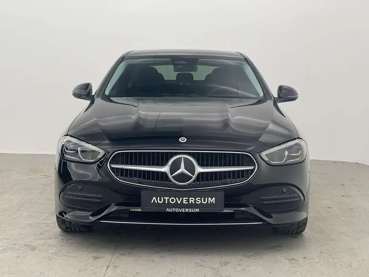 Gebraucht Mercedes C180 193 PS (141 kW) 2023 Schwarz Limousine