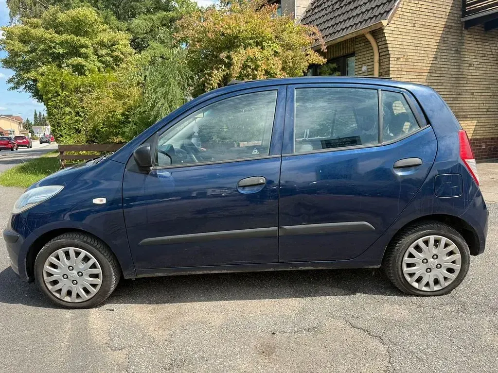 Gebraucht Hyundai i10 Style 77 PS (56 kW) 2009 Blau Kleinwagen