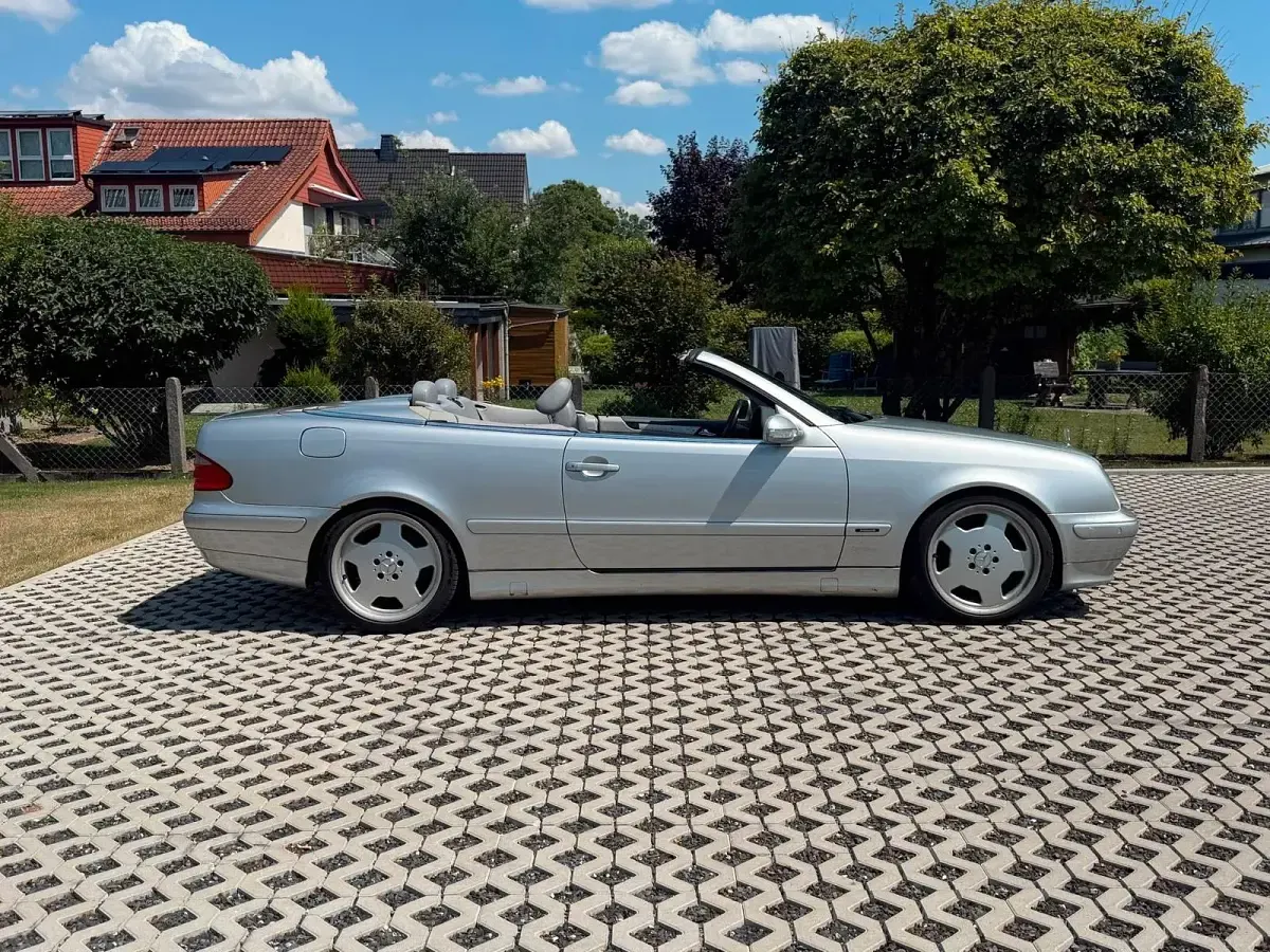 Gebraucht Mercedes CLK230 2001 Silber Cabrio