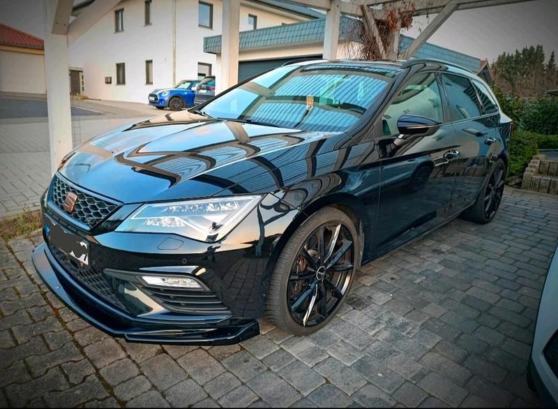 Schwarz Gebraucht 2019 Cupra Leon Kombi | 21.500 € (Fairer Preis) - Bild 1/4