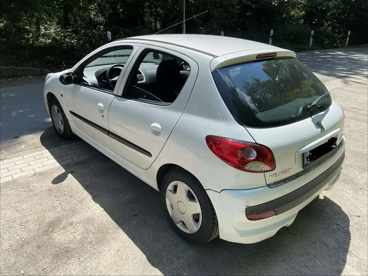 Gebraucht Peugeot 206+ 68 PS (50 kW) 2009 Kleinwagen
