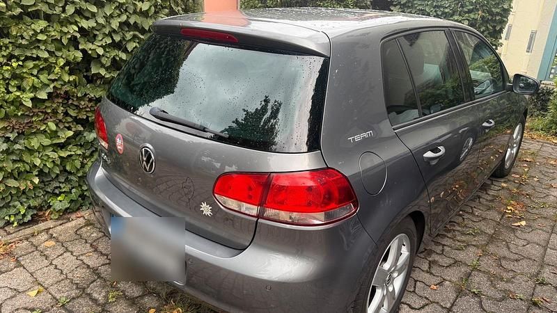 Gebraucht VW Golf VI 85 PS (62 kW) 2011 Grau Kleinwagen