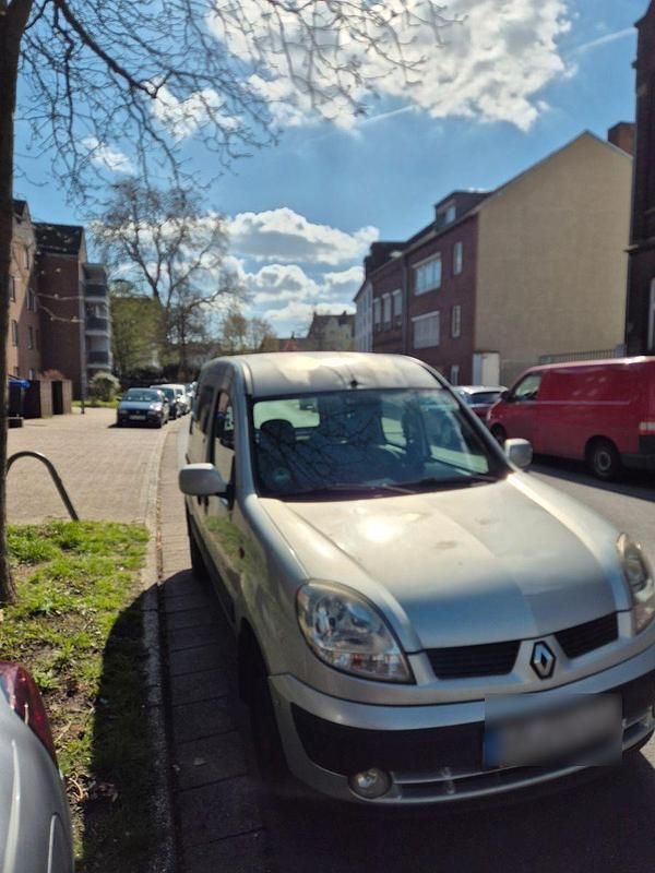 Gebraucht Renault Kangoo Privilege 75 PS (55 kW) 2005 Silber Van / Kleinbus