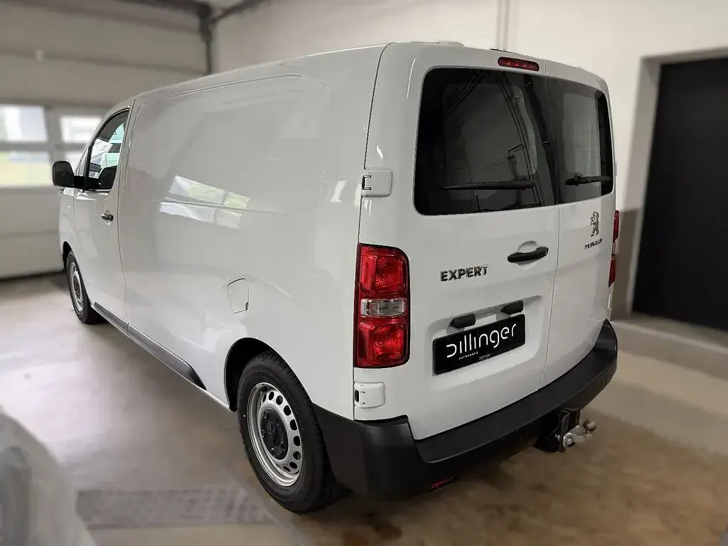 Gebraucht Peugeot Expert 120 PS (88 kW) 2023 Schneeweiß/kaolinweiß Van