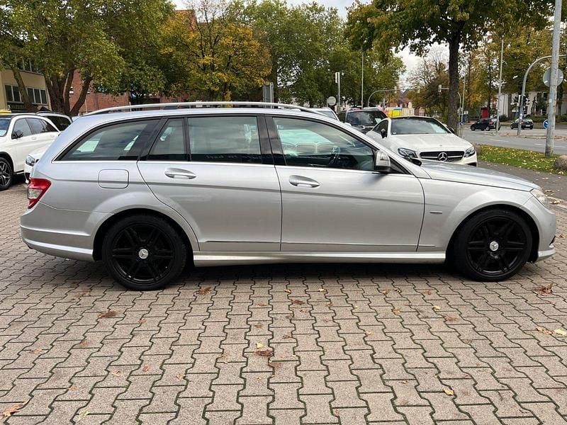 Gebraucht Mercedes C320 AMG line 224 PS (164 kW) 2008 Silber Kombi