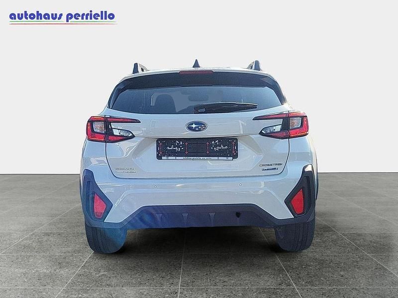 Gebraucht Subaru Crosstrek Active 136 PS (100 kW) 2025 Crystal white pearl SUV