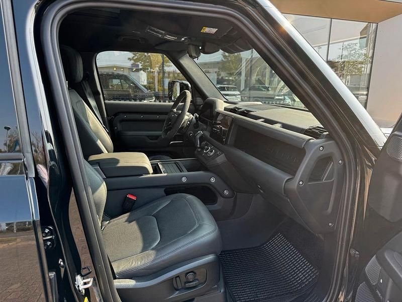 Gebraucht Land Rover Defender 532 PS (391 kW) 2023 Schwarz SUV