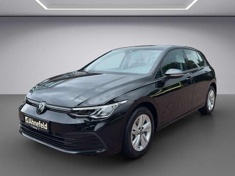 Gebraucht VW Golf VIII Life 116 PS (85 kW) 2024 Grenadillschwarz Limousine