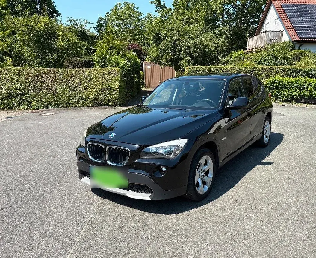 Gebraucht BMW X1 150 PS (110 kW) 2012 Schwarz SUV
