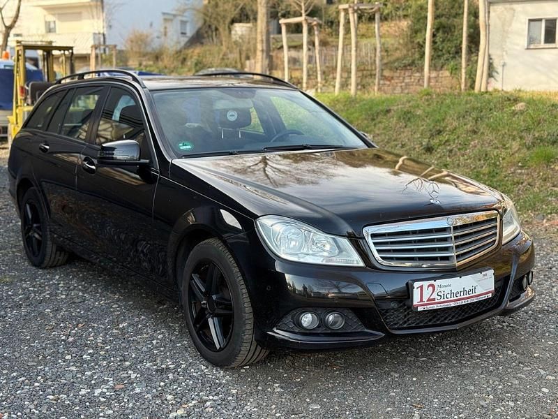 Gebraucht Mercedes C200 136 PS (100 kW) 2012 Schwarz Kombi