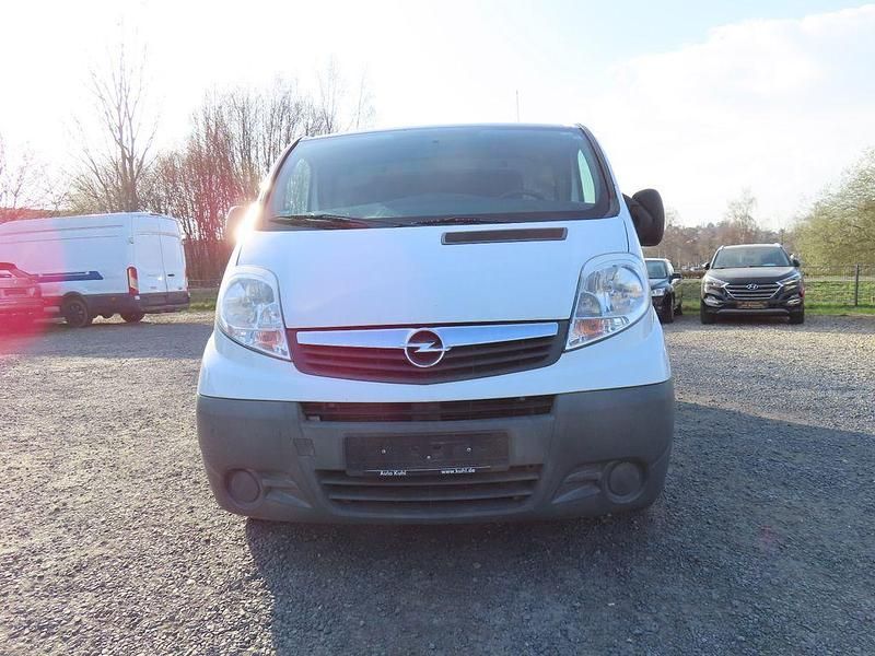 Gebraucht Opel Vivaro 114 PS (83 kW) 2013 Weiß Van / Kleinbus
