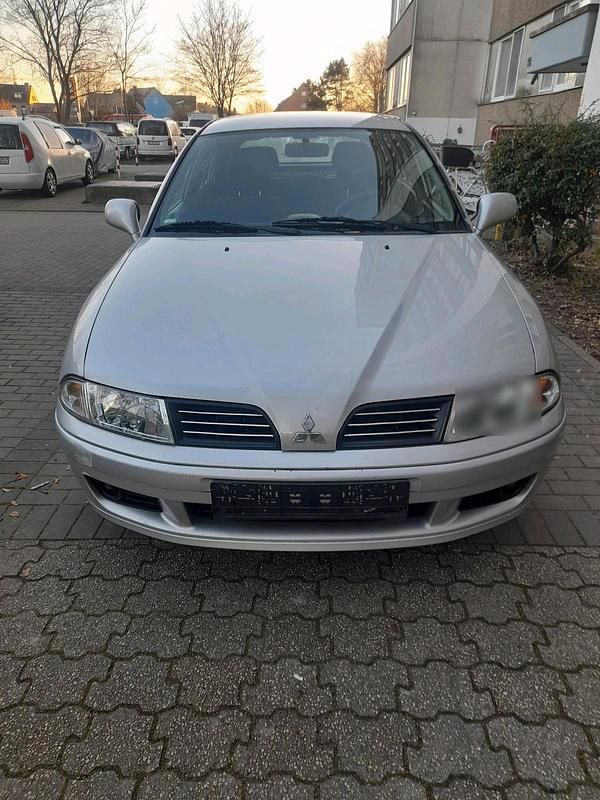 Silber Gebraucht 2004 Mitsubishi Carisma Limousine | 2.200 € - Bild 1/4