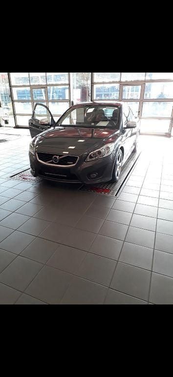 Grau Gebraucht 2013 Volvo C30 R-Design Kleinwagen | 7.500 € (Fairer Preis) - Bild 1/4
