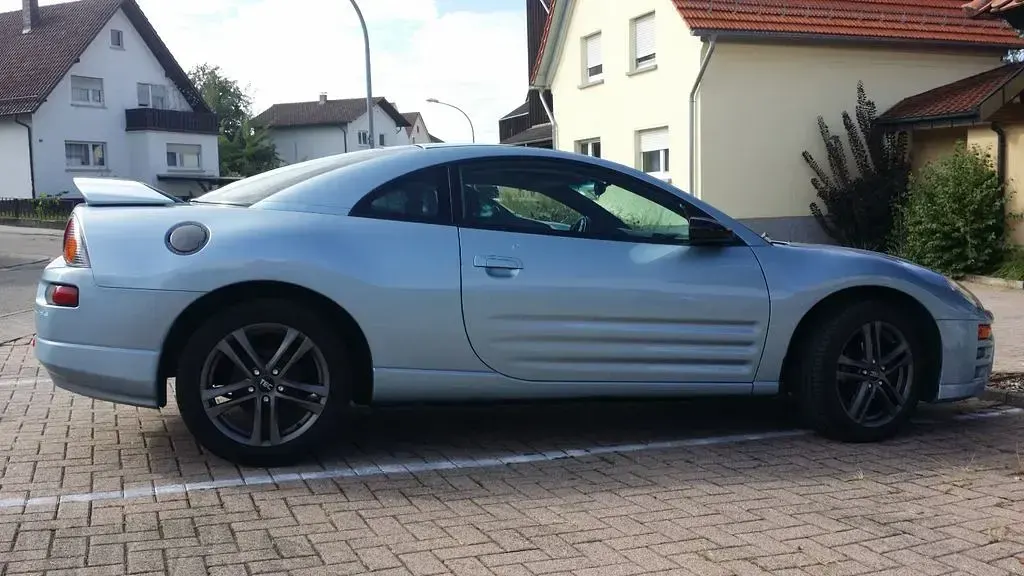Gebraucht Mitsubishi Eclipse 150 PS (110 kW) 2004 Blau Coupé