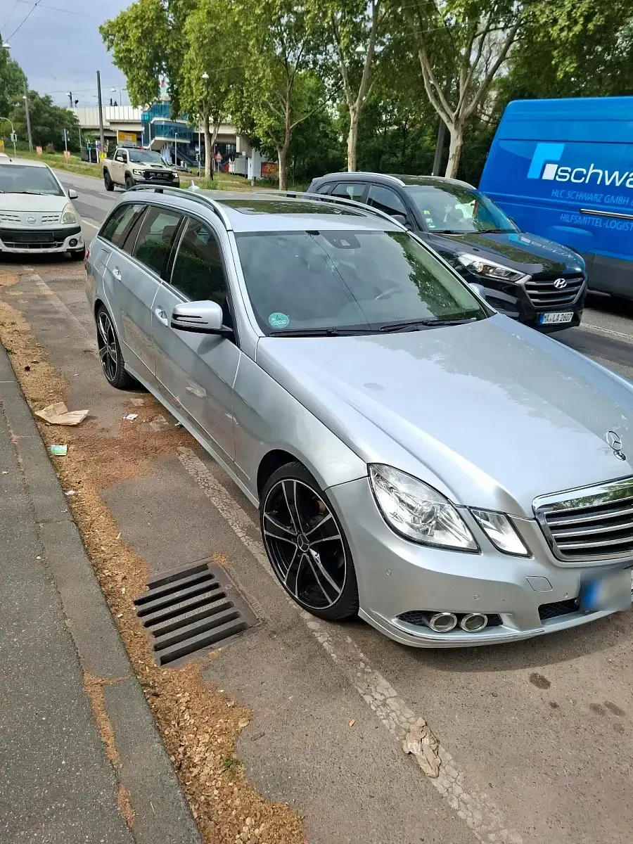 Gebraucht Mercedes E220 170 PS (125 kW) 2011 Kombi