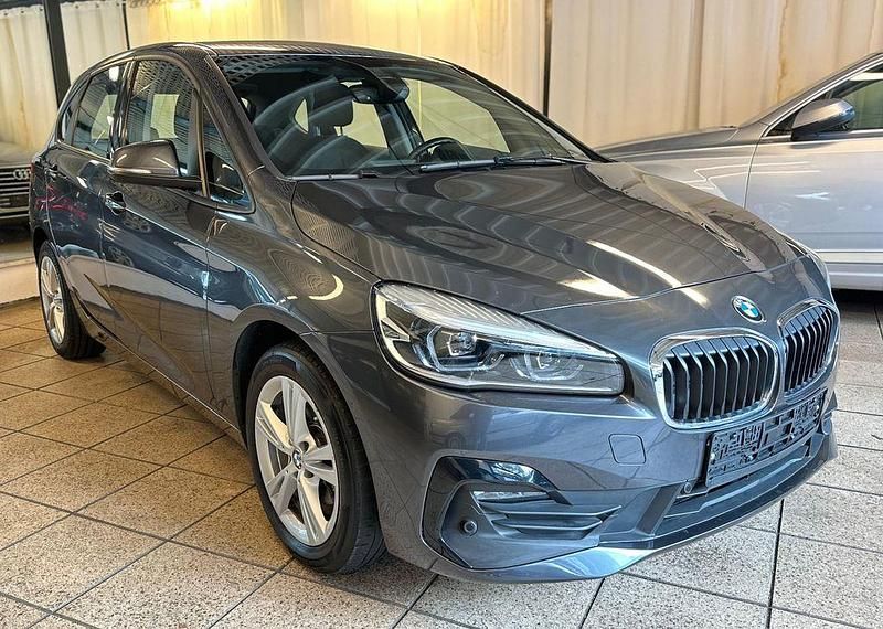 Gebraucht BMW 218 Advantage 140 PS (102 kW) 2019 Grau Kombi