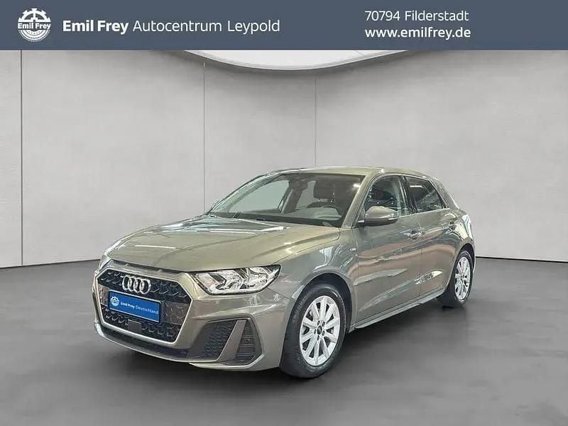 Grau Gebraucht 2024 Audi A1 Sportback S-Line Kleinwagen | 23.890 € (Fairer Preis) - Bild 1/4