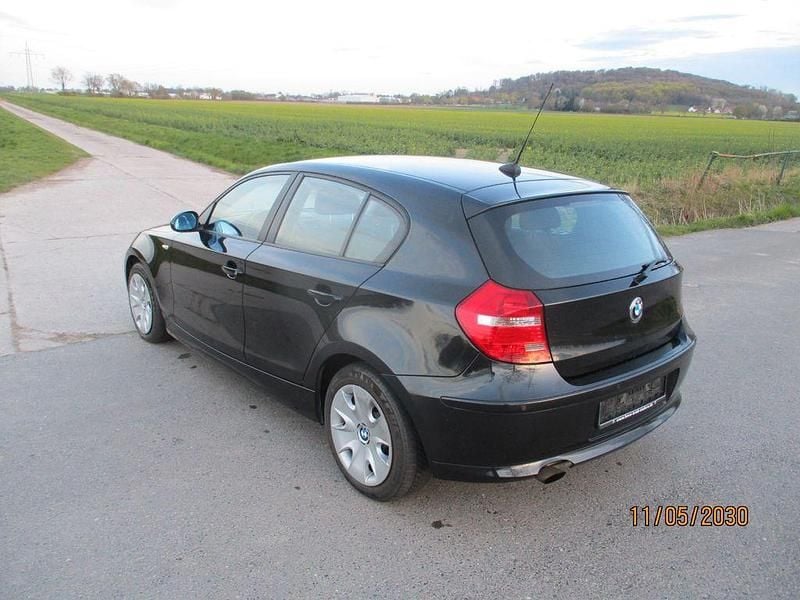 Używany BMW 116 122 KM (89 kW) 2007 Czarny Hatchback