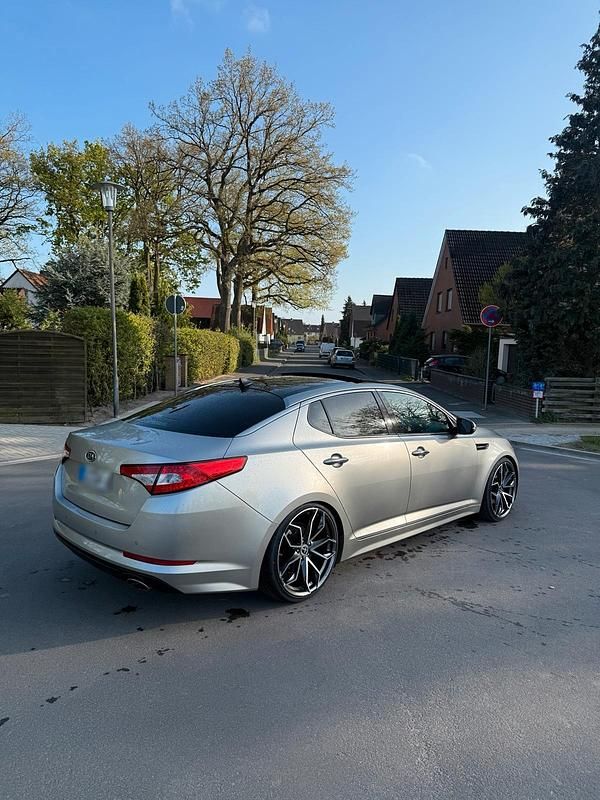 Usata Kia Optima 140 CV (102 kW) 2012 Argento Berlina