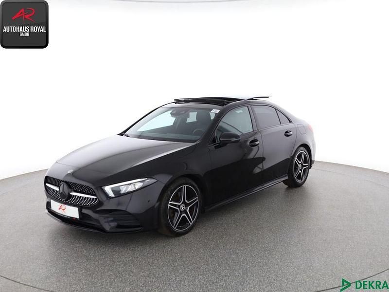Schwarz Gebraucht 2021 Mercedes A250 AMG Limousine | 30.880 € (Fairer Preis) - Bild 1/4