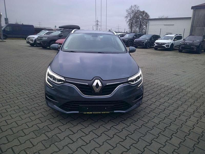 Gebraucht Renault Mégane GrandTour Business 140 PS (102 kW) 2021 Titangrau Kombi