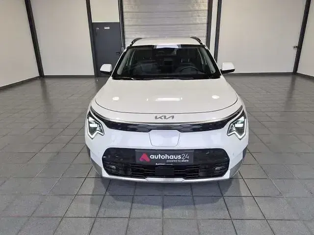 Gebraucht Kia e-Niro Inspiration 150 kW (204 PS) 2024 Weiß SUV