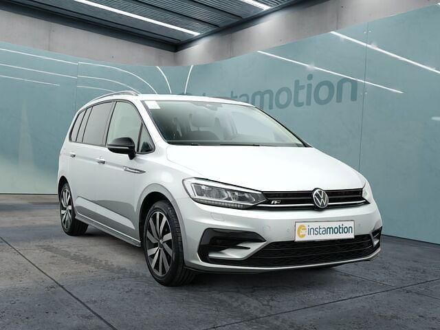 Gebraucht VW Touran Highline 150 PS (110 kW) 2024 Silber Van / Kleinbus