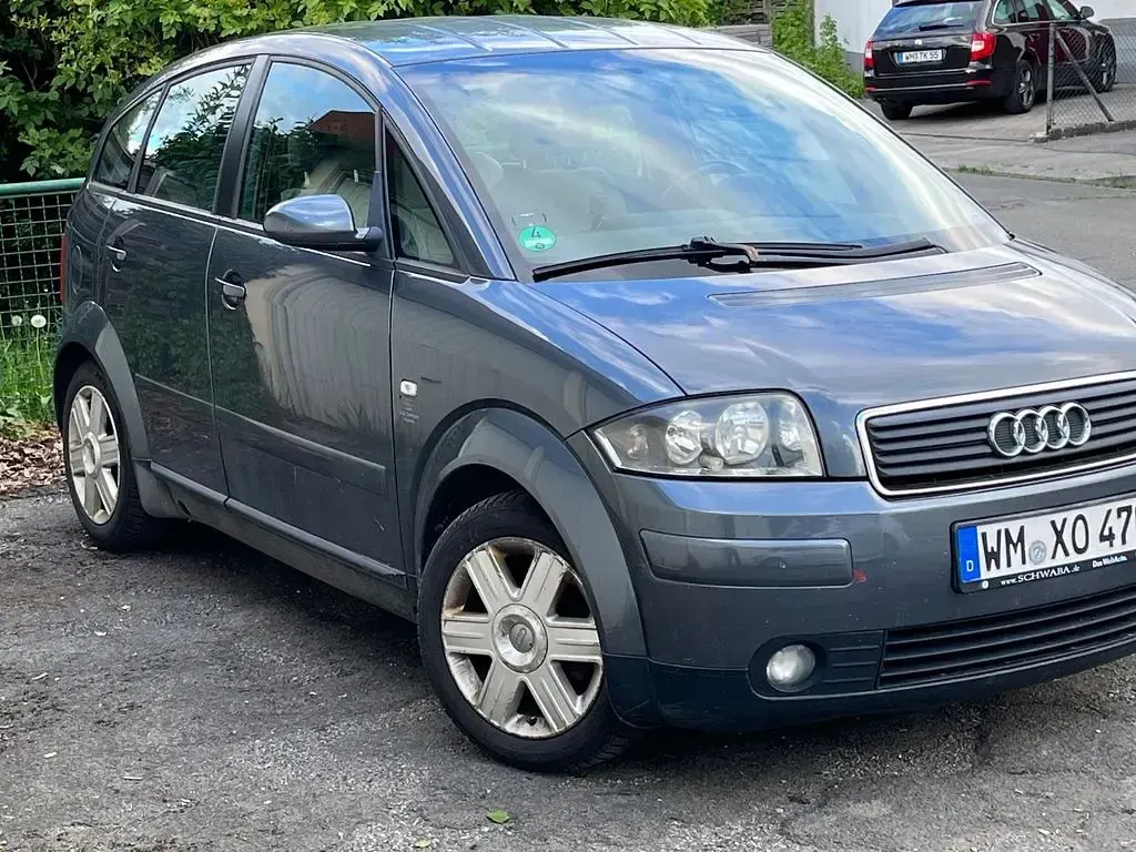 Gebraucht Audi A2 S-Line 90 PS (66 kW) 2004 Grau Kleinwagen