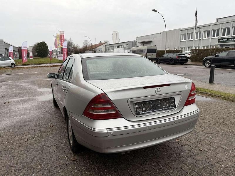 Gebraucht Mercedes C200 Elegance 163 PS (119 kW) 2001 Limousine