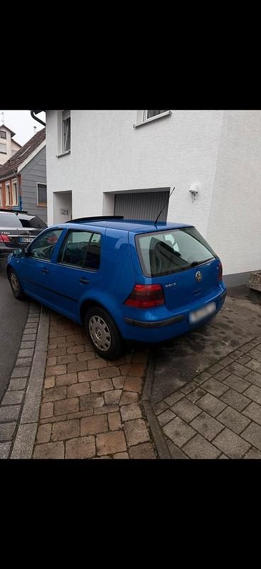 Brugt VW Golf III 102 HK (75 kW) 1997 Blå Sedan