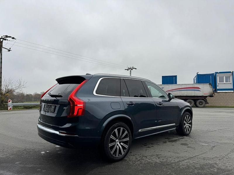 Gebraucht Volvo XC90 Plus 250 PS (183 kW) 2024 Blau SUV