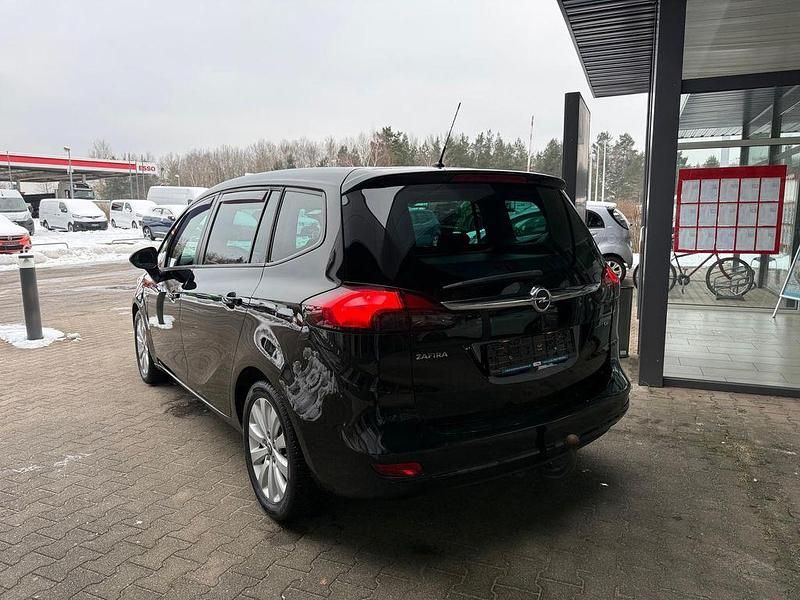 Gebraucht Opel Zafira Active 131 PS (96 kW) 2018 Schwarz Van / Kleinbus