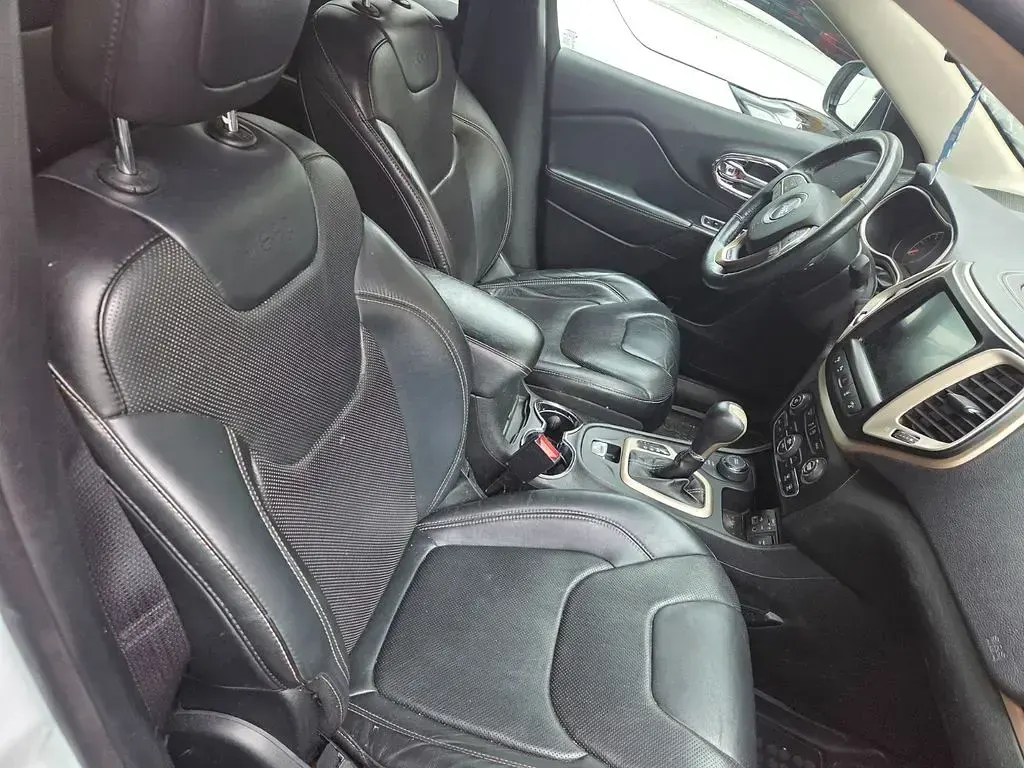 Gebraucht Jeep Cherokee Limited 170 PS (125 kW) 2015 Weiß SUV