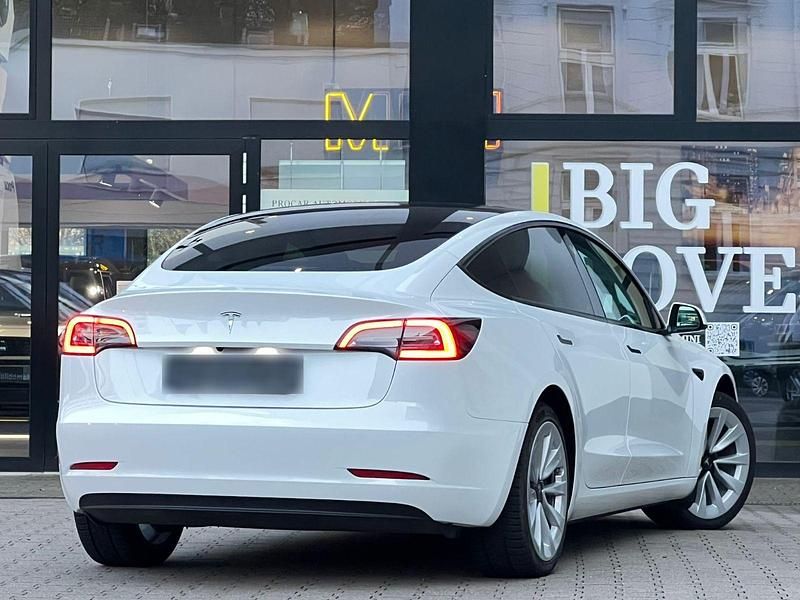 Gebraucht Tesla Model 3 RWD 208 kW (283 PS) 2022 Weiß Limousine
