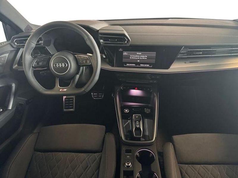 Gebraucht Audi A3 S-Line 204 PS (150 kW) 2025 Grau Limousine