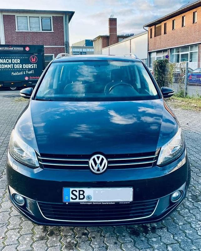 Gebraucht VW Touran Highline 177 PS (130 kW) 2015 Schwarz Van / Kleinbus