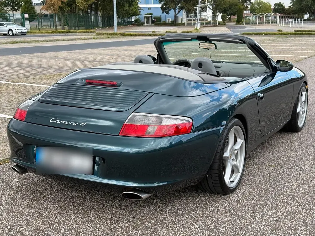 Gebraucht Porsche 911 Carrera 4 Cabriolet 320 PS (235 kW) 2003 Grün Cabrio