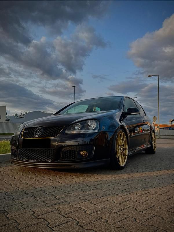 Schwarz Gebraucht 2008 VW Golf V Edition Coupé | 10.200 € - Bild 1/4