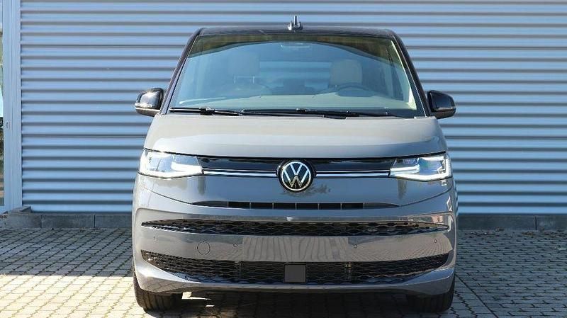 Neu VW Multivan Life 150 PS (110 kW) 2025 Grau Van