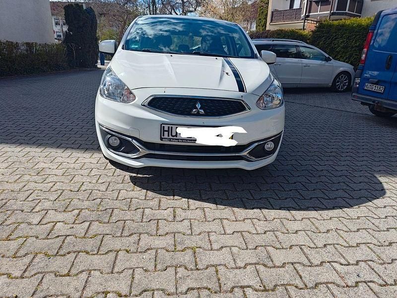 Gebraucht Mitsubishi Space Star 71 PS (52 kW) 2017 Weiß Kleinwagen
