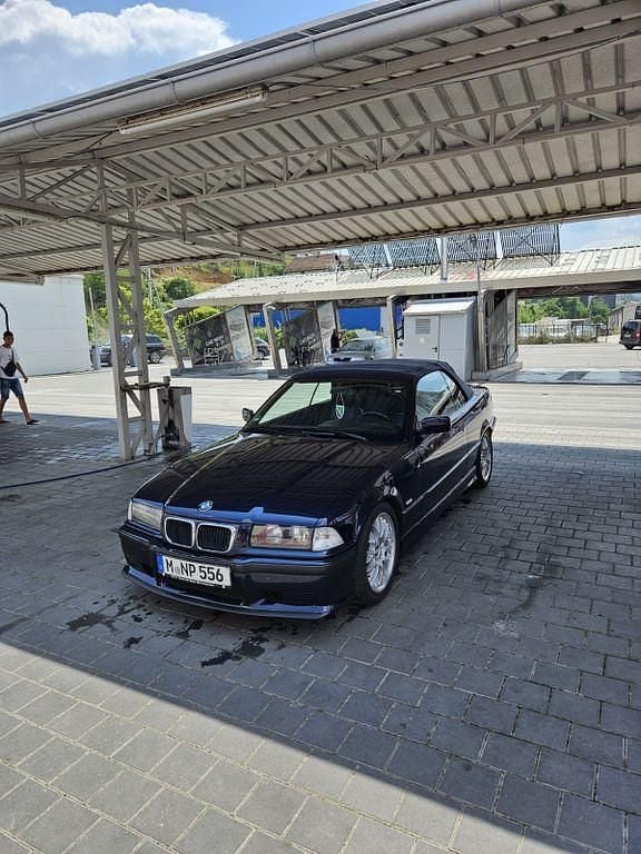 Gebraucht BMW 320 Cabriolet 150 PS (110 kW) 1999 Blau Cabrio