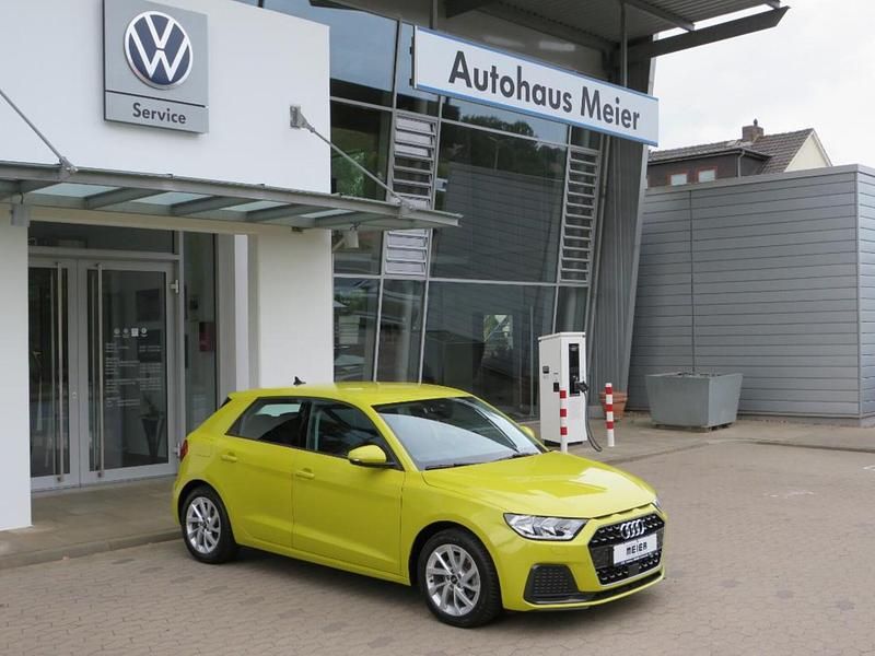 Gebraucht Audi A1 Sportback Advanced 110 PS (80 kW) 2023 Pythongelb metallic Kleinwagen