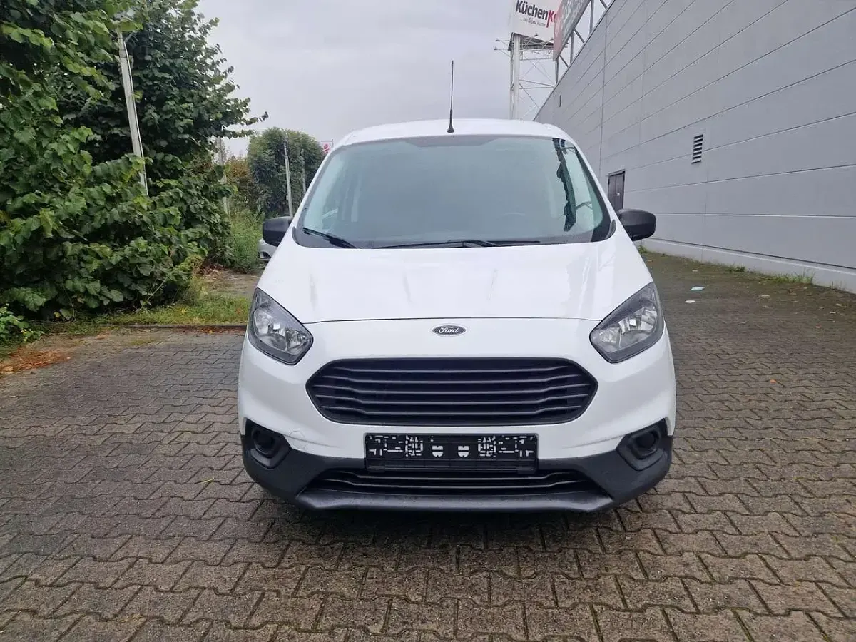 Gebraucht Ford Transit Basis 75 PS (55 kW) 2022 Frostweiß Van / Kleinbus