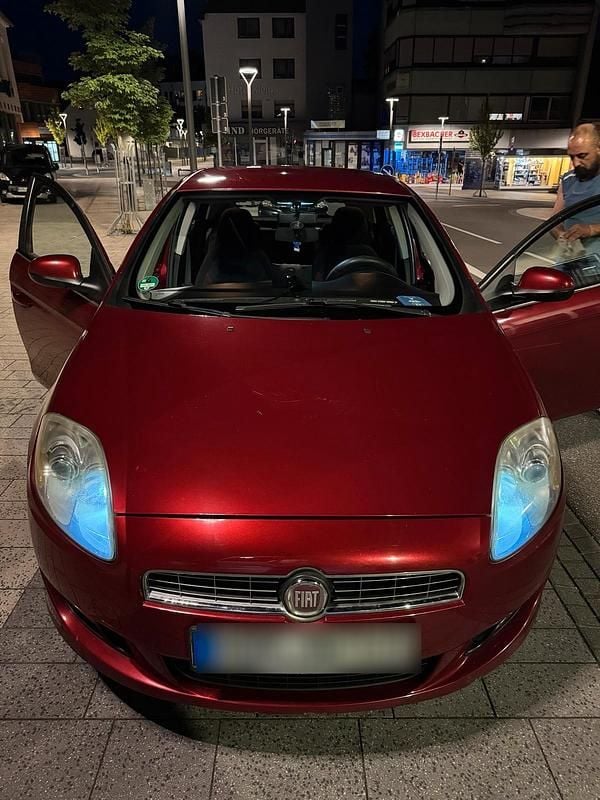 Rot Gebraucht 2007 Fiat Bravo Kleinwagen | 3.000 € (Fairer Preis) - Bild 1/4