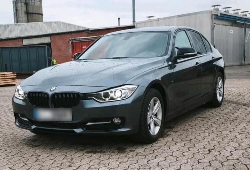 Gebraucht BMW 316 136 PS (100 kW) 2013 Grau Limousine