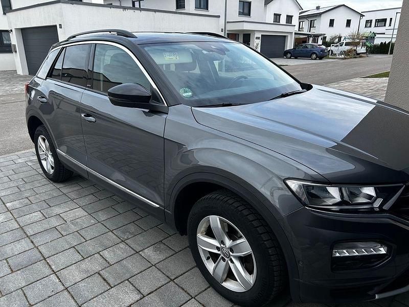 Gebraucht VW T-Roc United 150 PS (110 kW) 2020 Grau SUV
