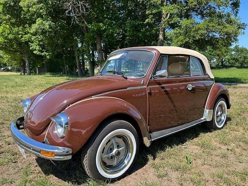 Braun Gebraucht 1978 VW Käfer Cabrio | 23.500 € - Bild 1/4