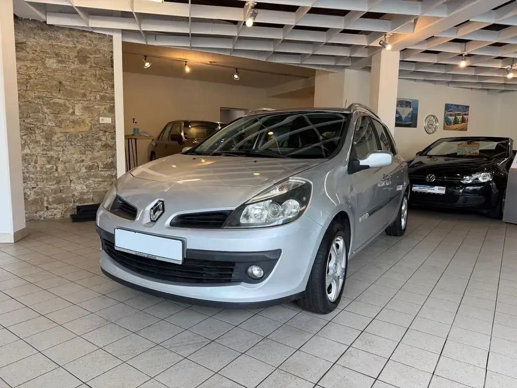Gebraucht Renault Clio Rip Curl 101 PS (74 kW) 2009 Silber Limousine